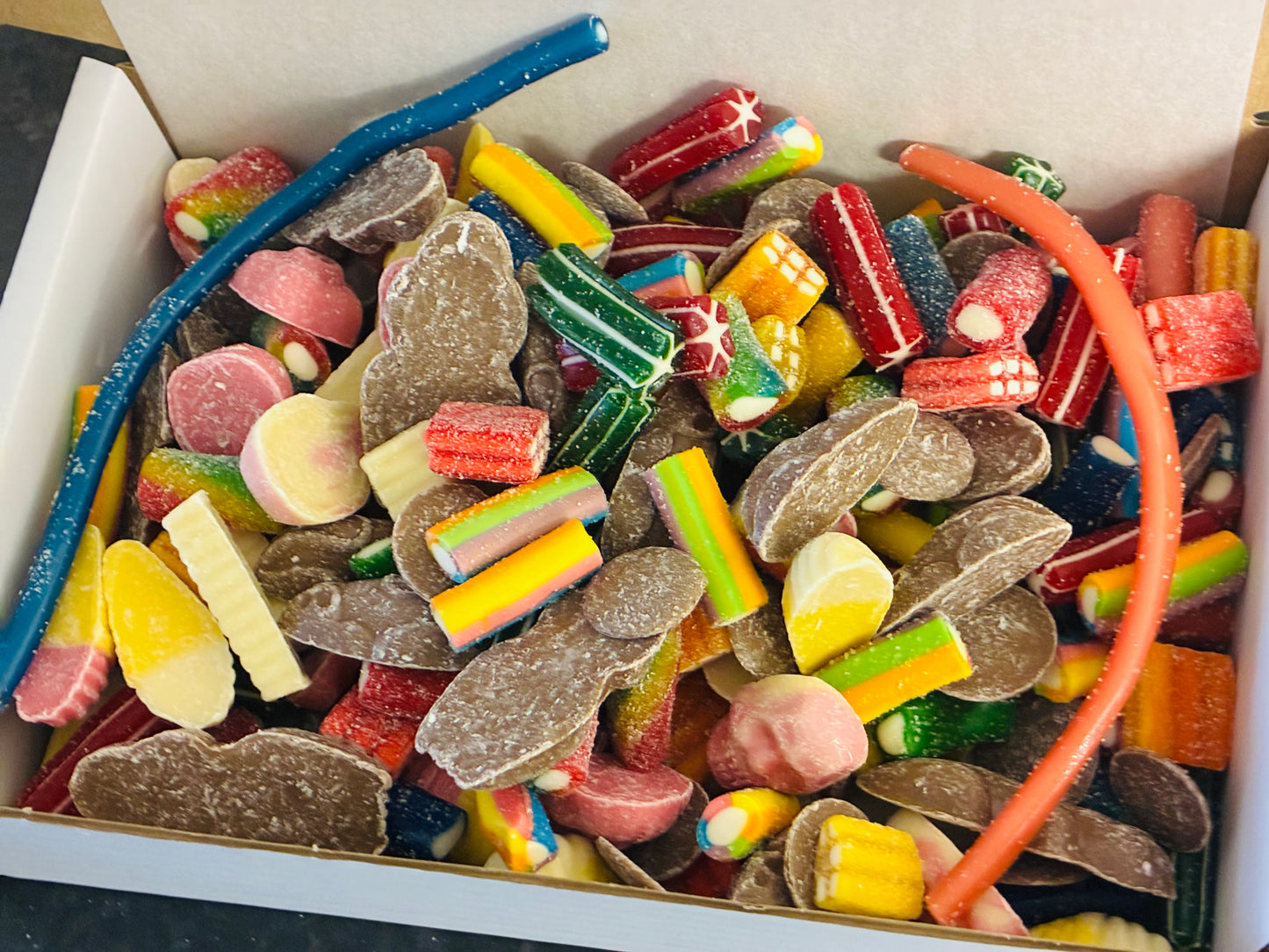 Chocolate & Cable kilo Box